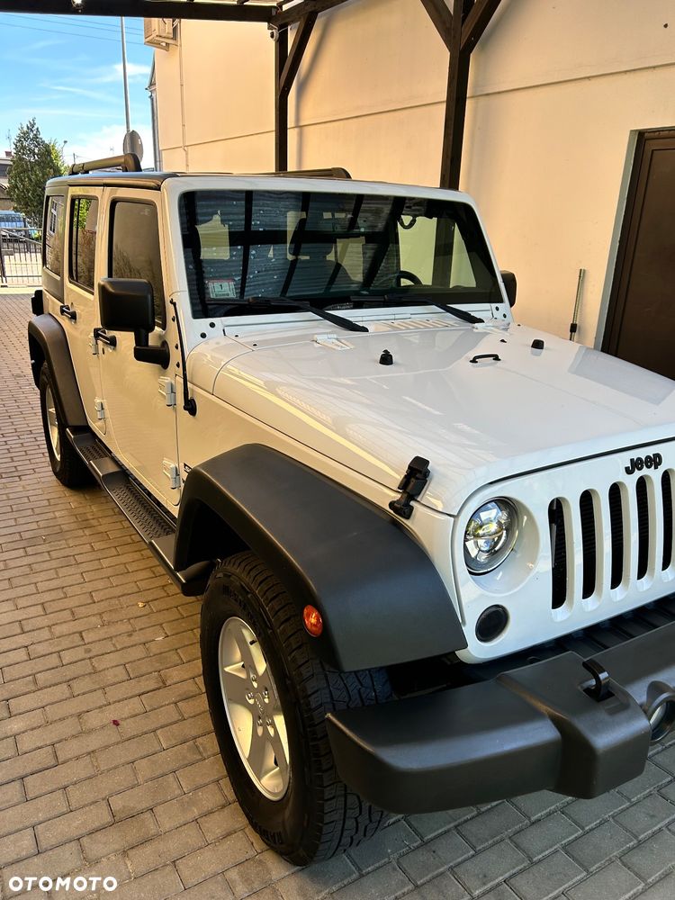 Jeep Wrangler - 9