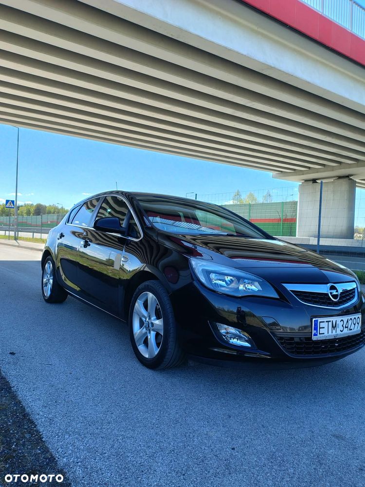 Opel Astra 1.4 T Enjoy - 1