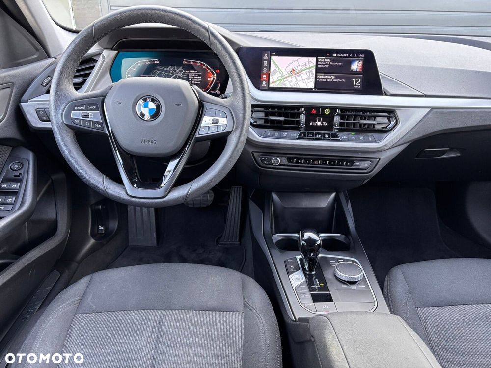 BMW Seria 1 - 24