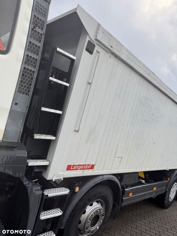 MAN TGA 32.360 8x4 - 10