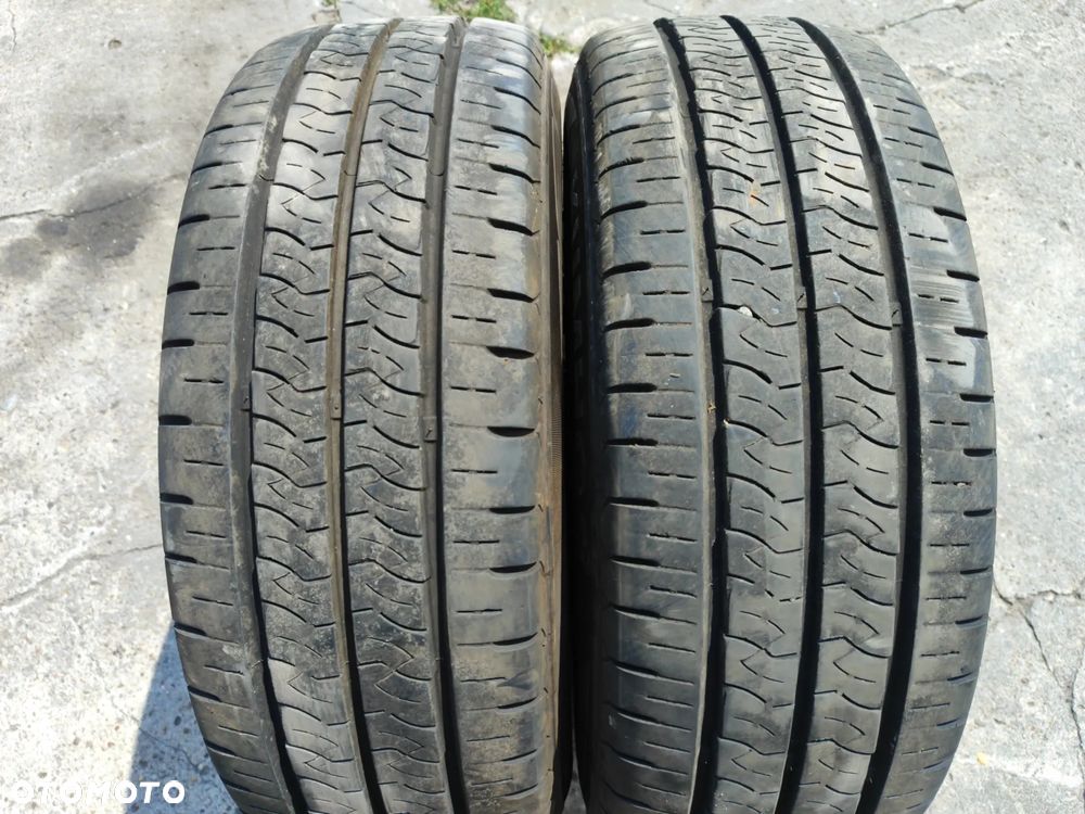 Opony letnie 225/70/15C bieżnik 7mm para 2szt. Kumho PorTran KC53 para ciężarowe wzmacniane