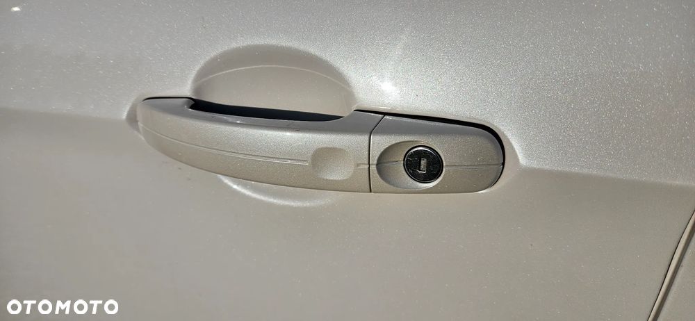 Ford Kuga 2.0 TDCi 4x4 Titanium - 15