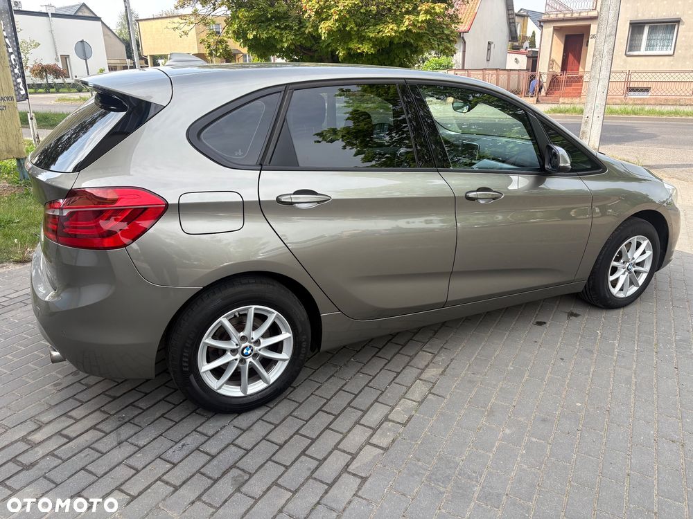 BMW Seria 2 220i Sport - 12