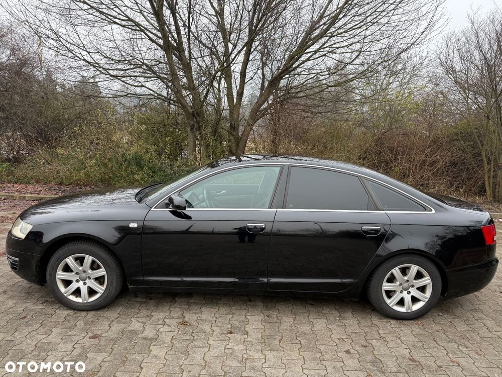 Audi A6 Limousine 2.4 - 7