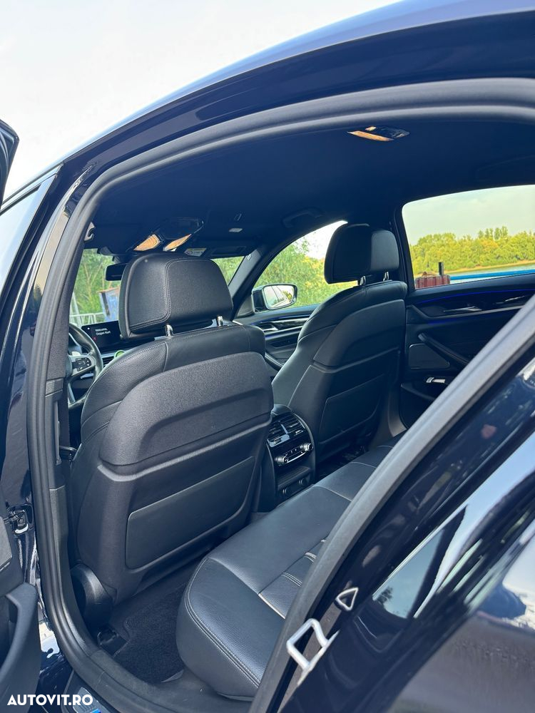BMW Seria 5 540d xDrive AT - 8