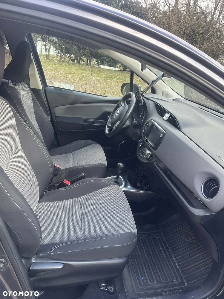 Toyota Yaris - 14