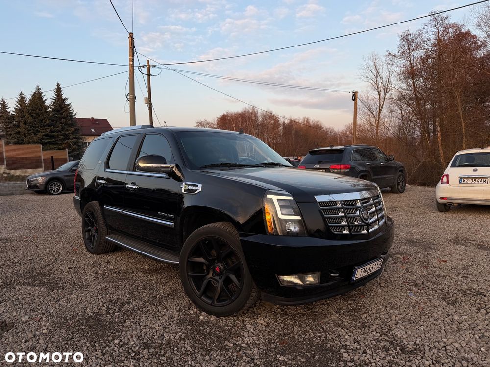 Cadillac Escalade 6.0 V8 Platinum - 3