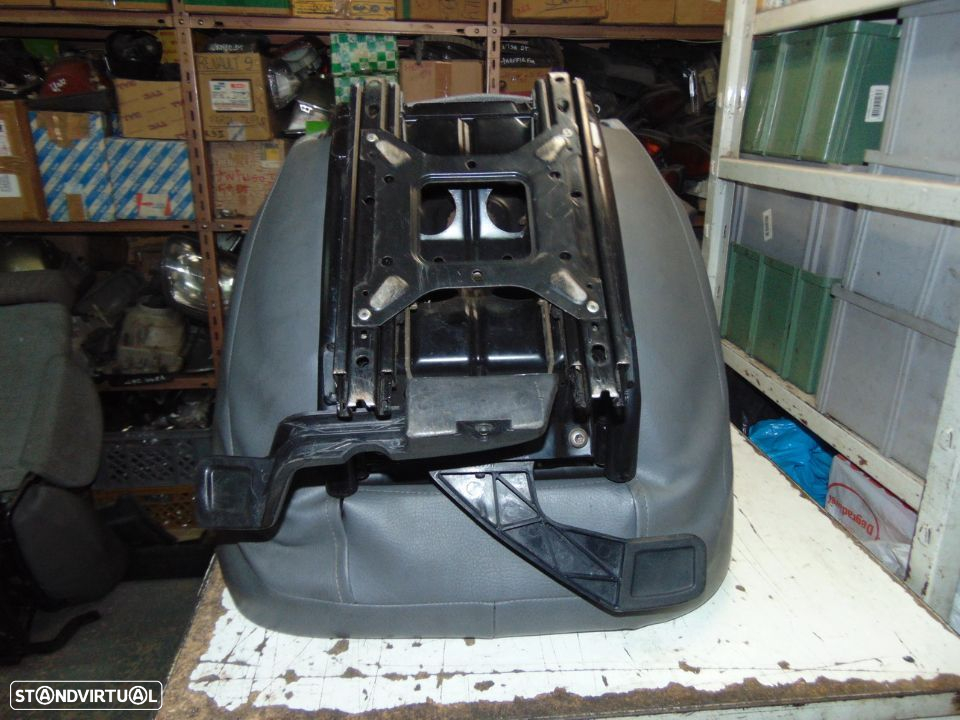 Renault 9 e 11 bancos - 8