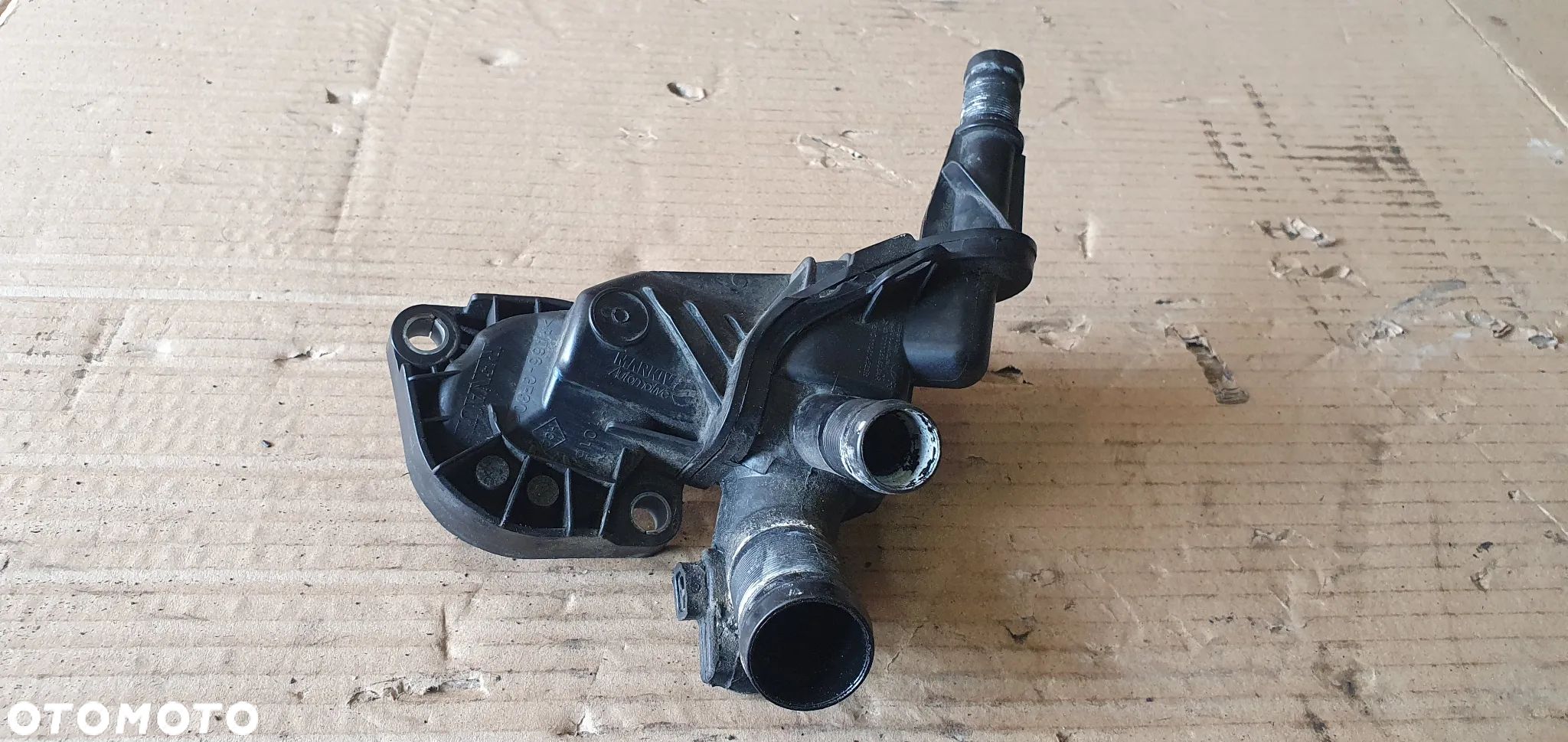 Obudowa termostatu króciec wody Dacia Logan II 0.9 TCE 110616064R 110612563R - 1