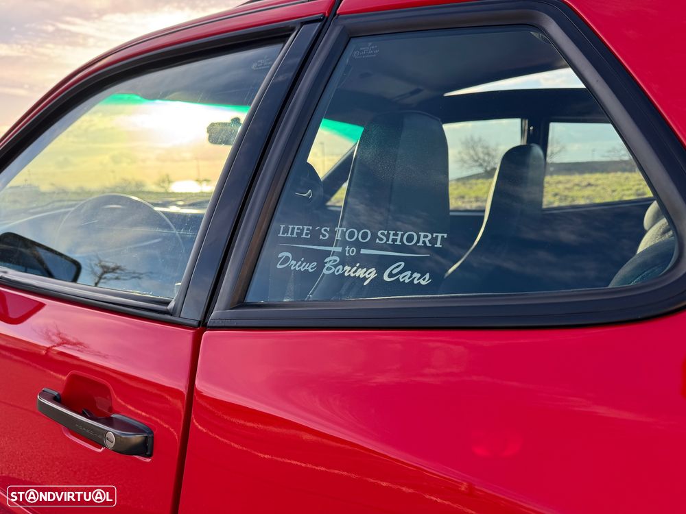 Porsche 944 Turbo S - 37