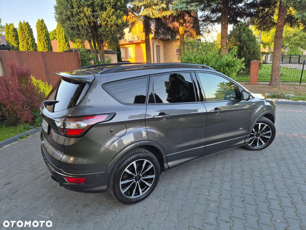 Ford Kuga 2.0 TDCi 4x4 ST-Line - 4