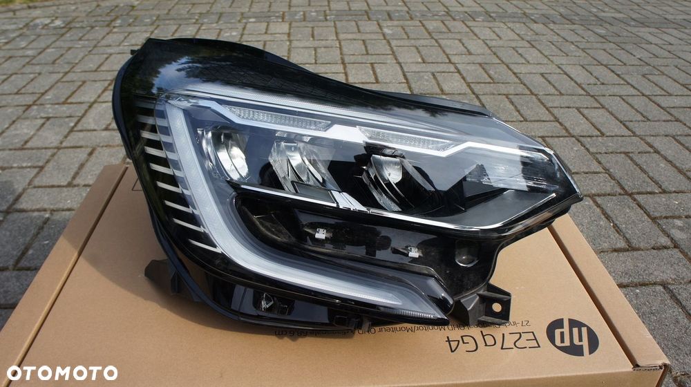 PRZEDNIA PRAWA LAMPA RENAULT CAPTUR II FULL LED - 1