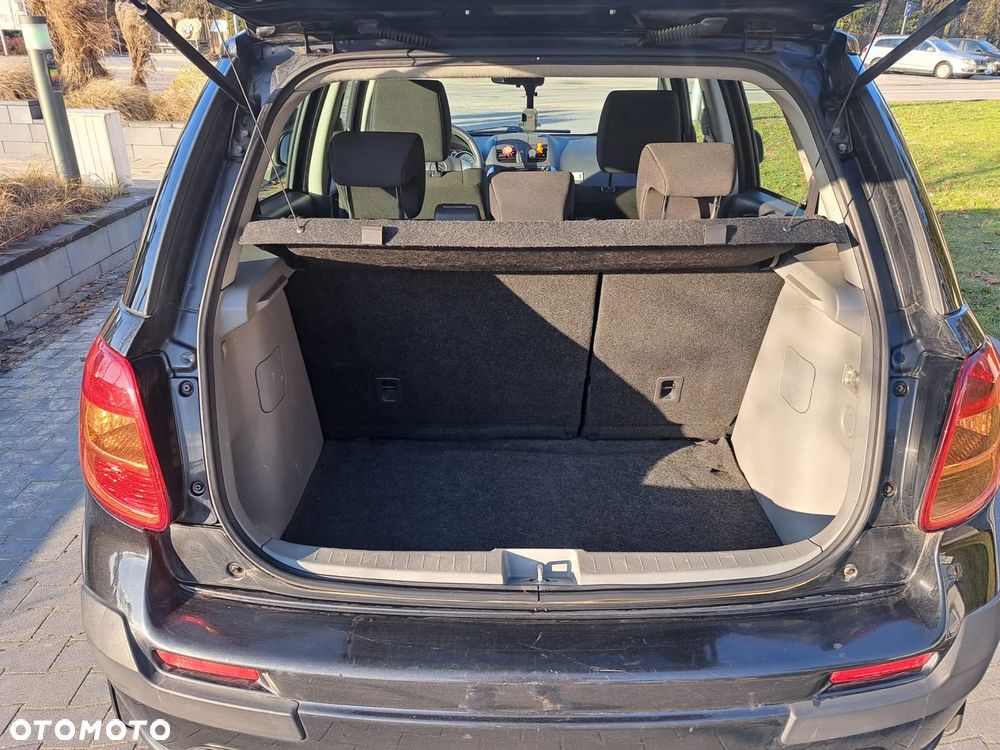 Suzuki SX4 1.6 Moonlight Edition 4WD - 12