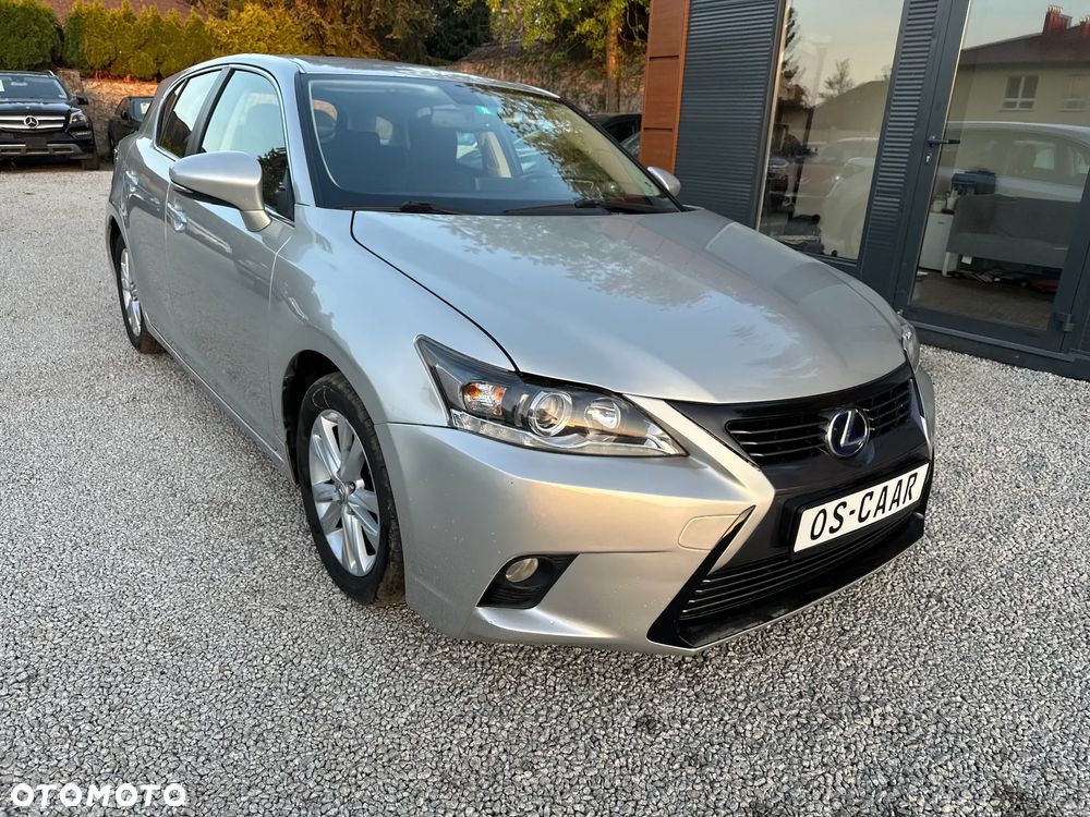 Lexus CT ver-200h