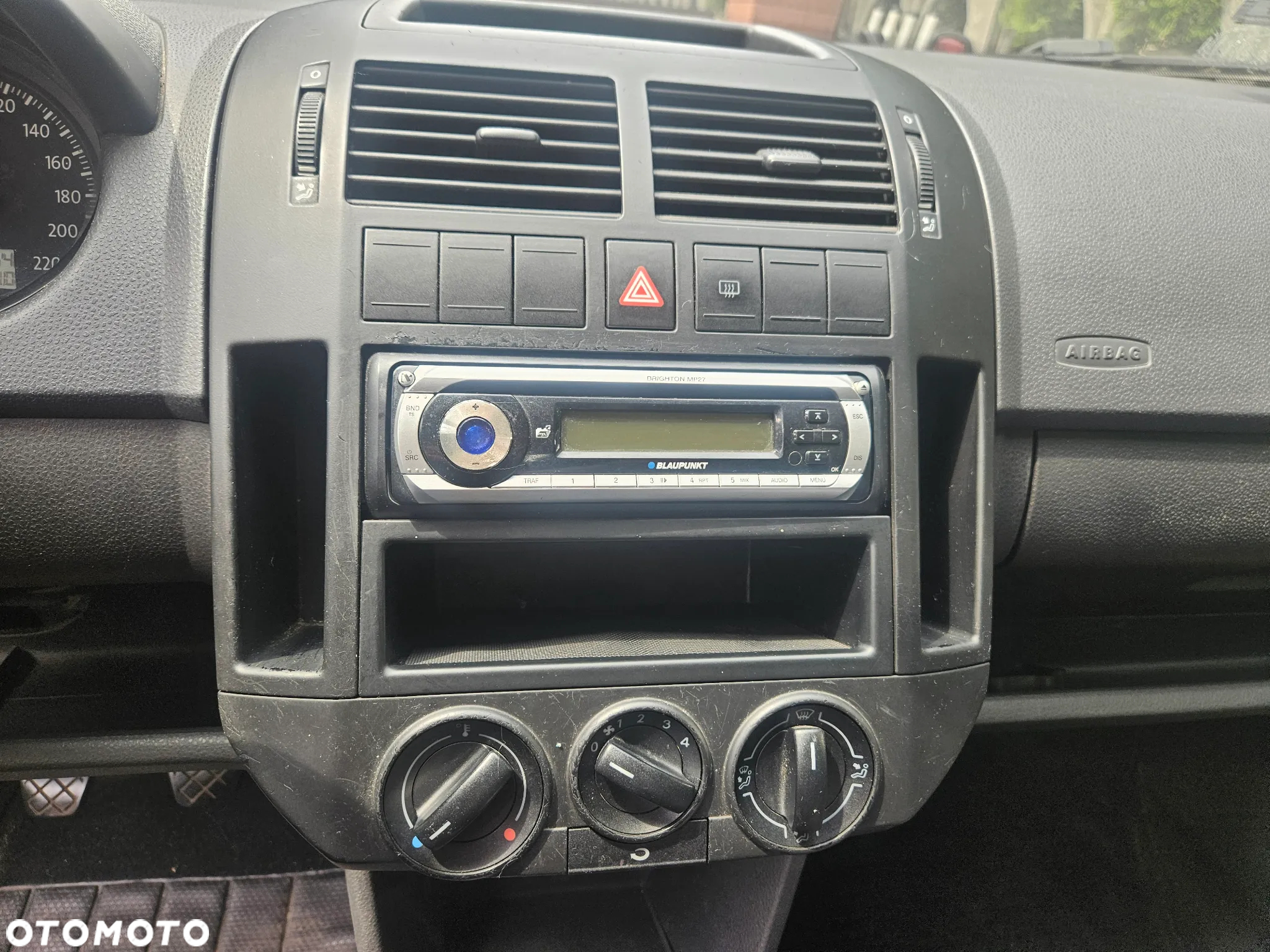 Volkswagen Polo - 3