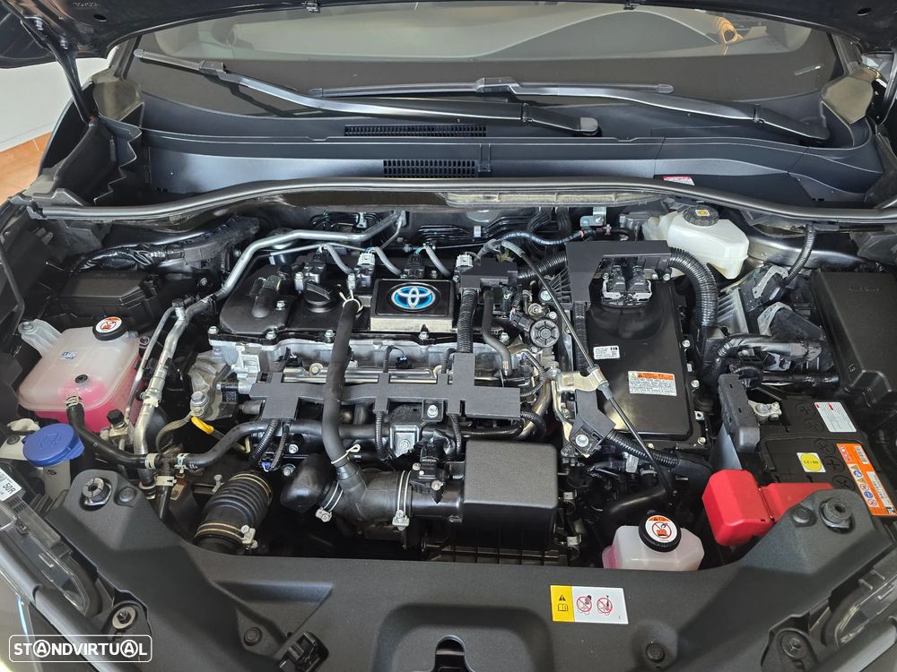 Toyota C-HR 1.8 Hybrid Exclusive+P.Luxury - 16