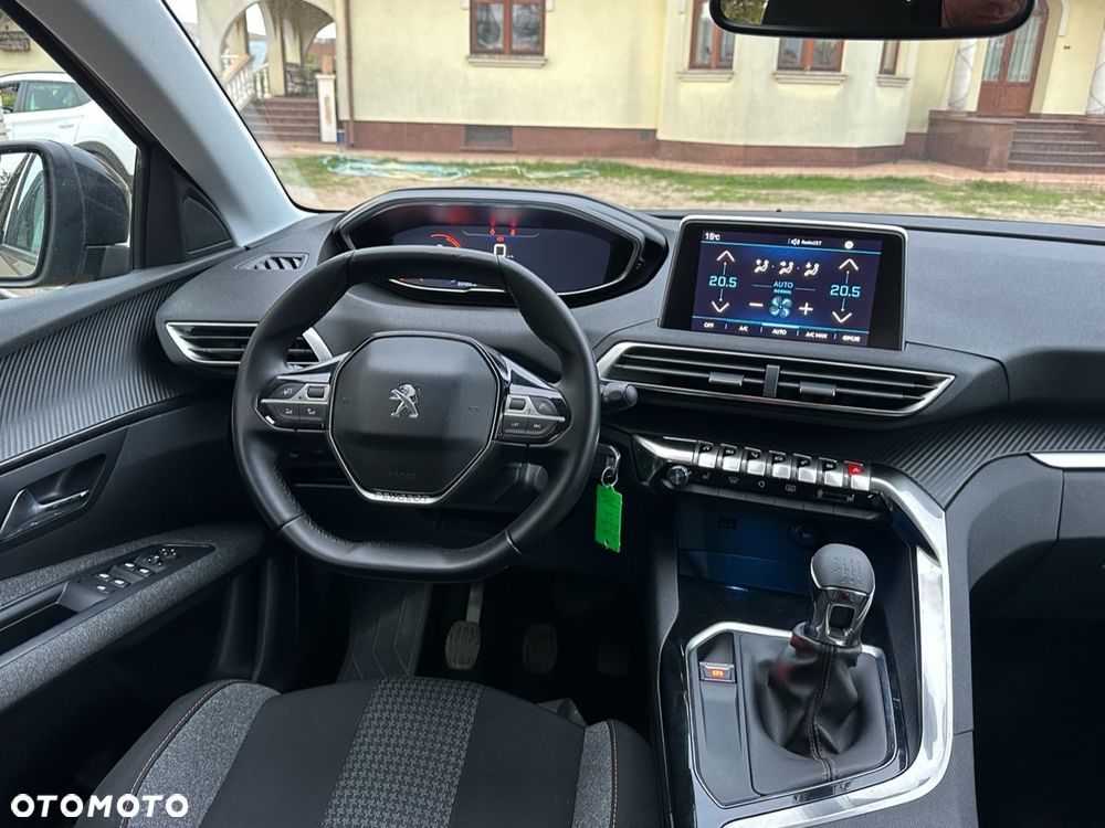 Peugeot 3008 - 12