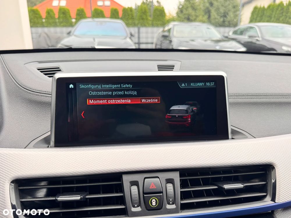 BMW X1 sDrive18d M Sportpaket - 24