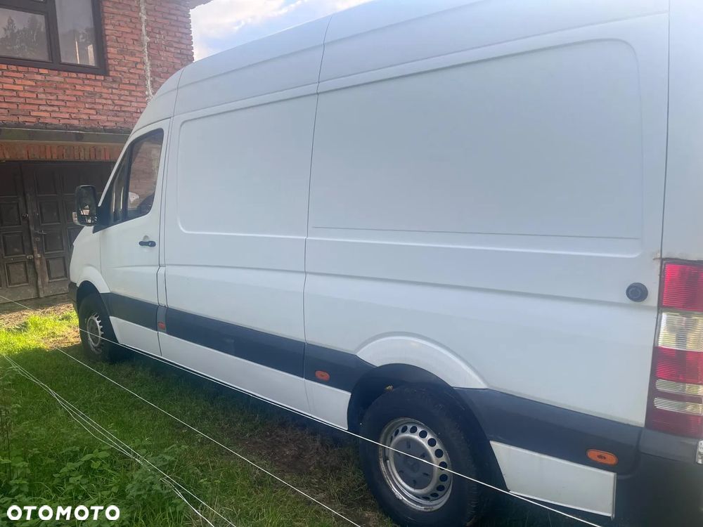 Mercedes-Benz Sprinter - 1