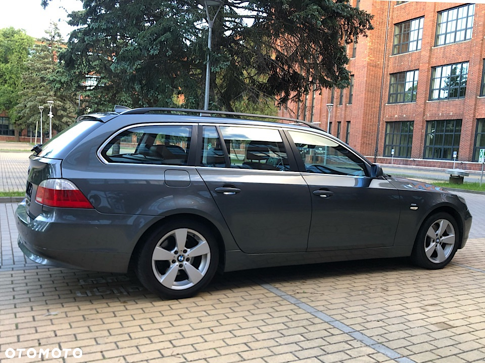 BMW Seria 5 525xi - 20