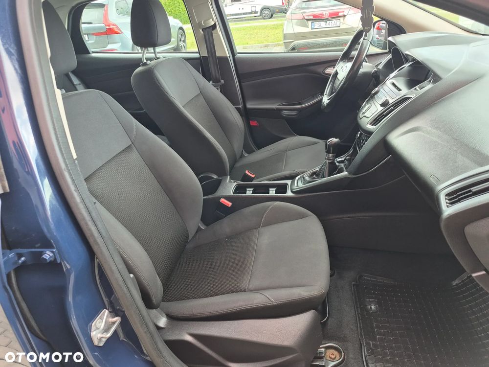Ford Focus 1.6 Titanium - 5