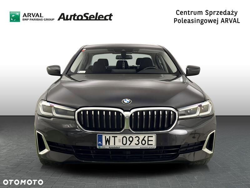 BMW Seria 5 520i mHEV Luxury Line - 9