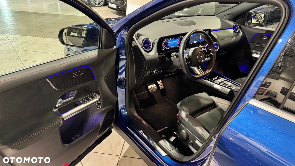 Mercedes-Benz GLA 200 AMG Line - 11