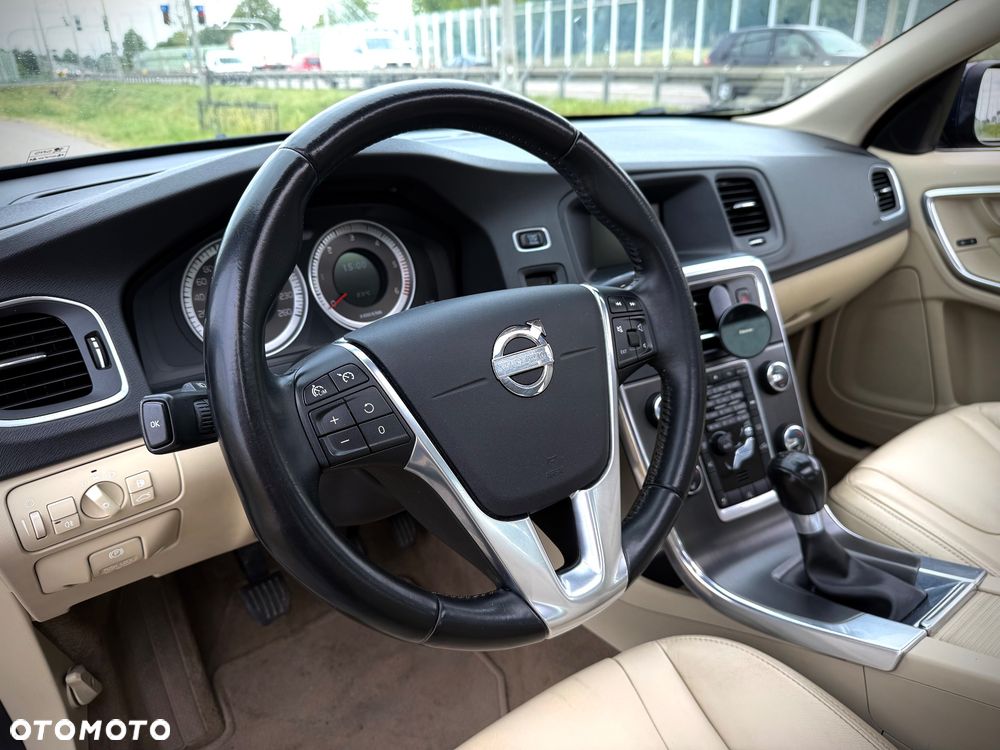Volvo S60 D4 Summum - 11