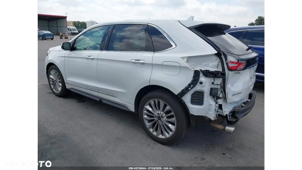 Ford Edge - 5