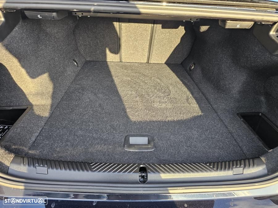 BMW i5 eDrive40 Pack Desportivo M - 15