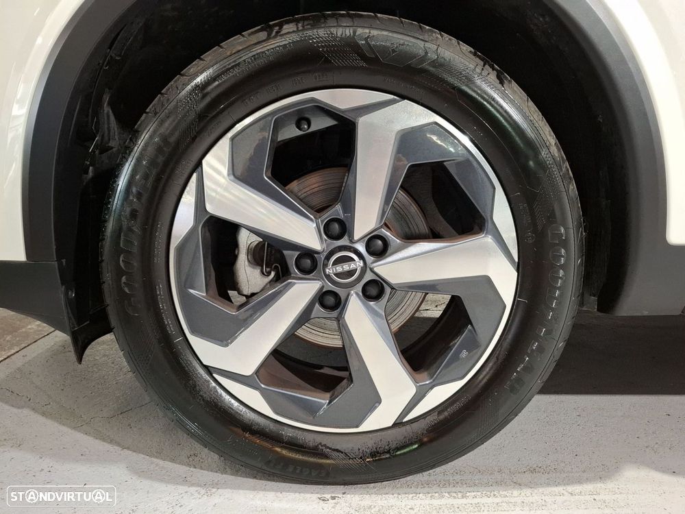 Nissan Qashqai 1.3 DIG-T N-Connecta LED - 20