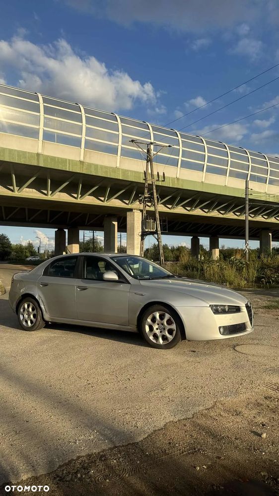 Alfa Romeo 159 1.9 JTDM 16V DPF Distinctive - 3