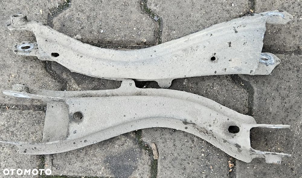 Volvo S60 wahacz tył tylny prawy lewy - 1