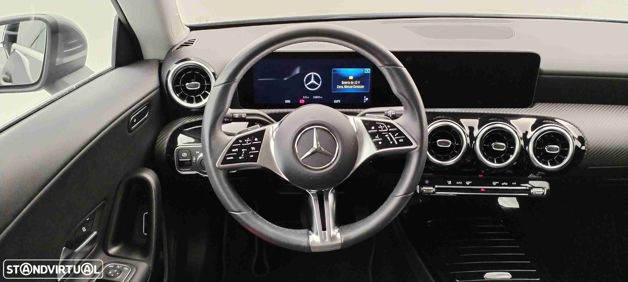 Mercedes-Benz CLA 180 d - 18