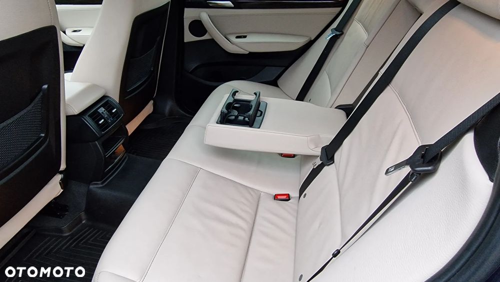 BMW X3 28i xDrive - 20