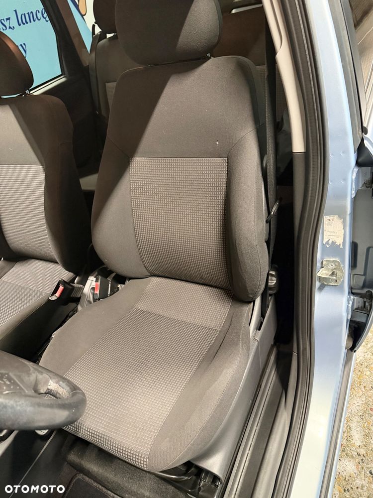 Opel Meriva 1.4 - 27