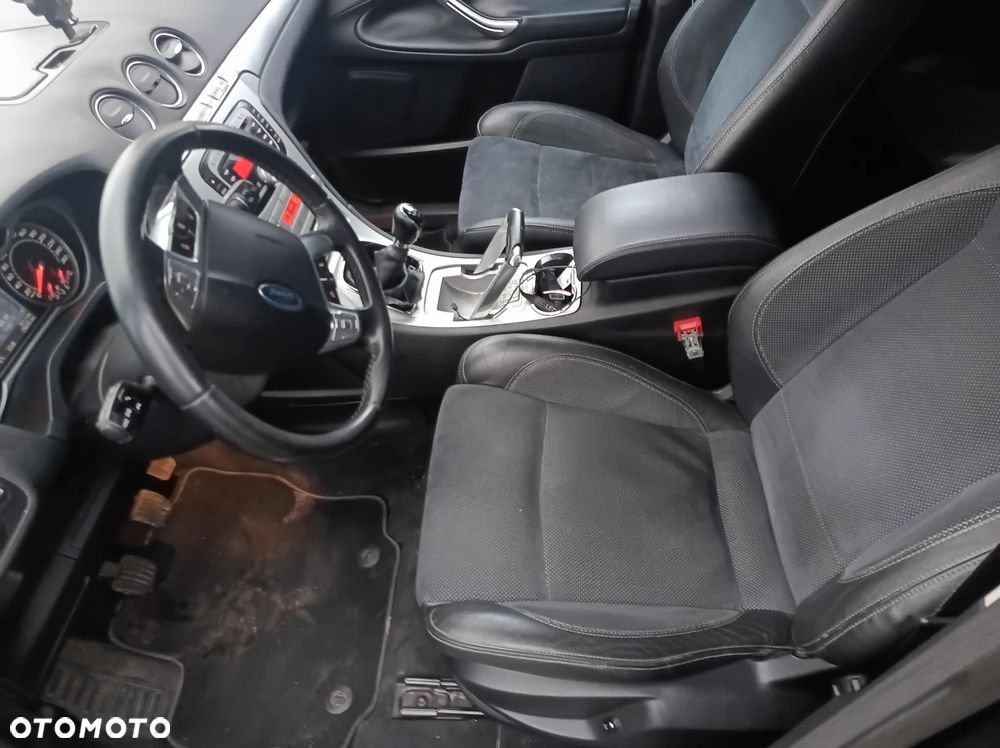 Ford S-Max 2.0 TDCi DPF Titanium - 9