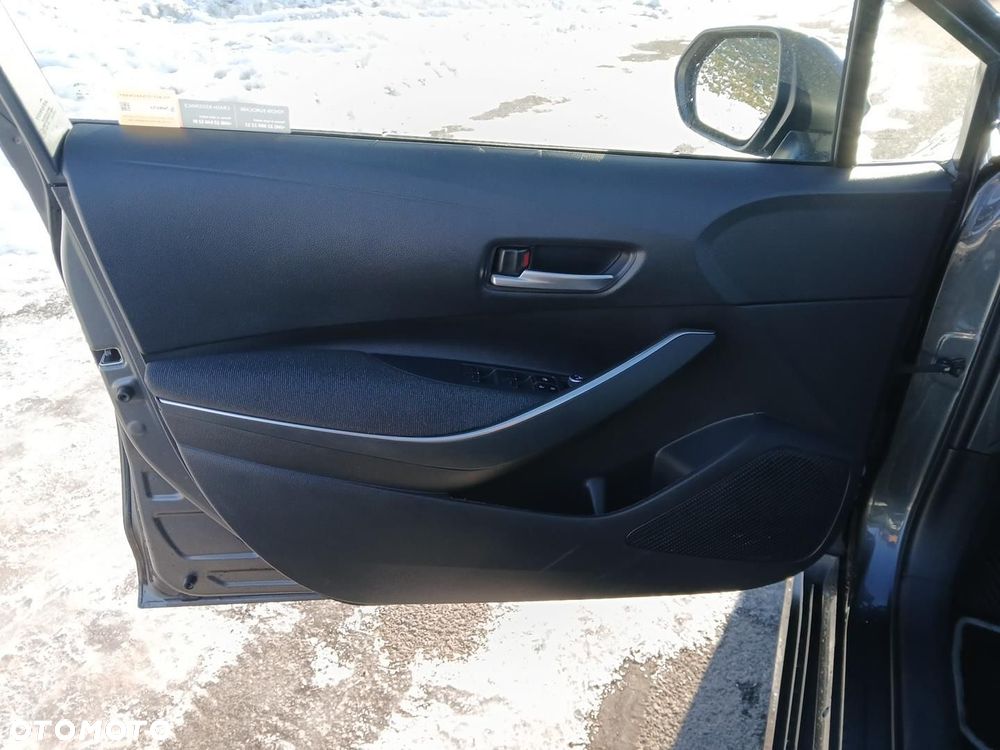 Toyota Corolla 1.8 Hybrid Comfort - 20