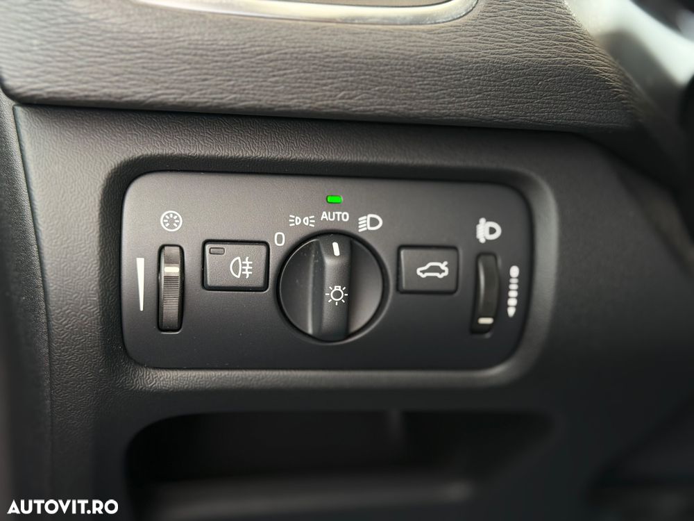 Volvo V40 D4 RDesign - 28