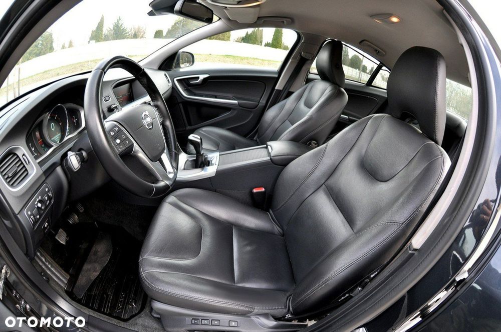 Volvo S60 D4 Drive-E Summum - 8