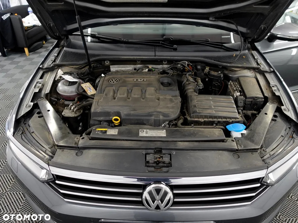 Volkswagen Passat 2.0 TDI BMT Highline DSG - 40