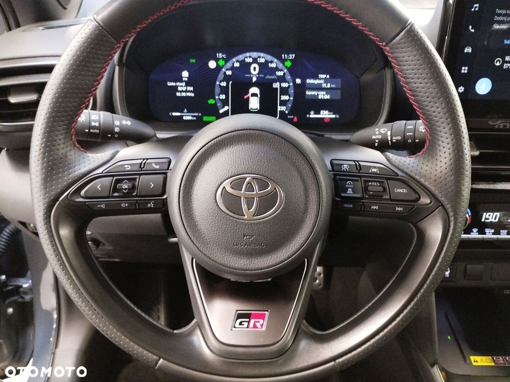 Toyota Yaris Cross Hybrid 1.5 GR Sport - 23