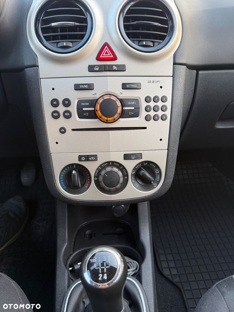 Opel Corsa - 26