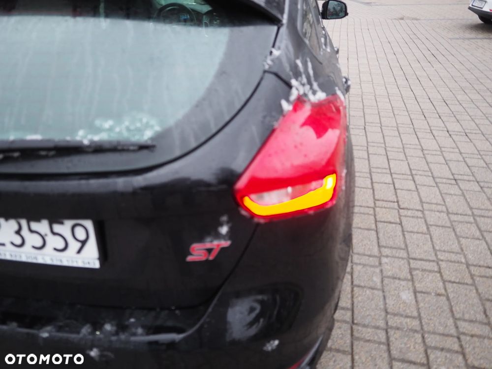 Ford Focus 2.0 TDCi ST-2 - 9
