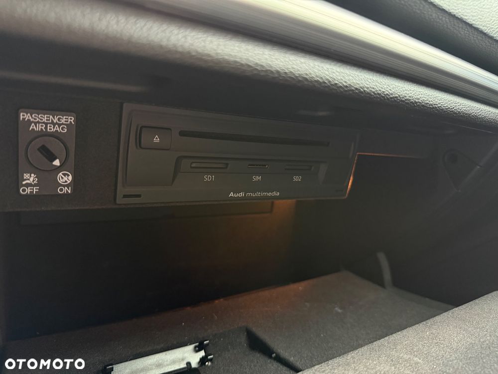 Audi A3 Sportback 1.6 TDI S tronic design - 25