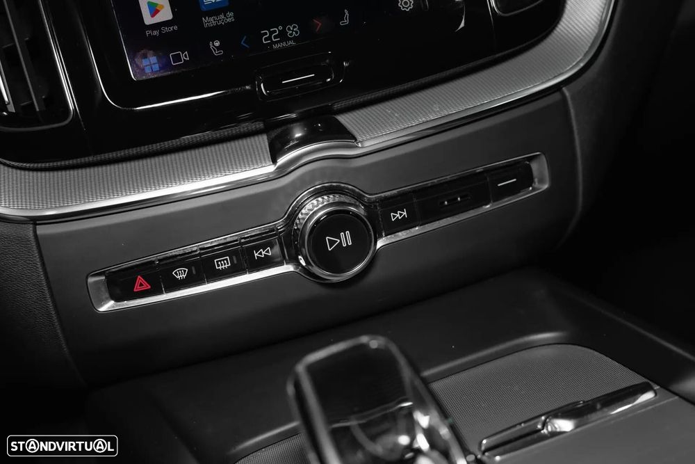 Volvo XC 60 T8 AWD Plus Black Edition - 31