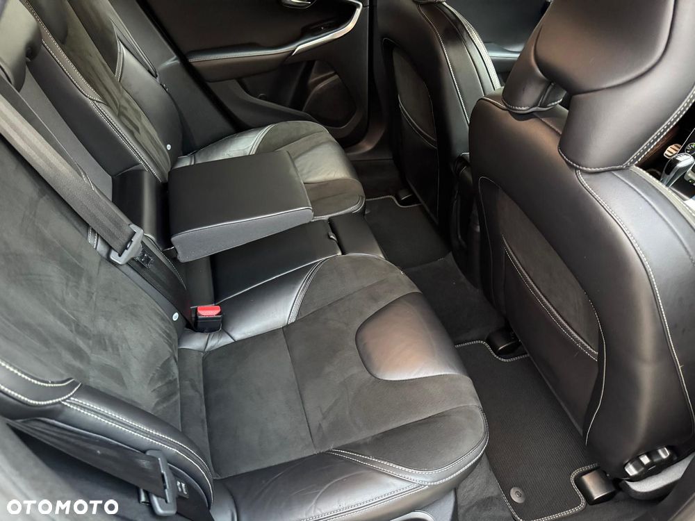 Volvo V40 D2 RDesign - 12