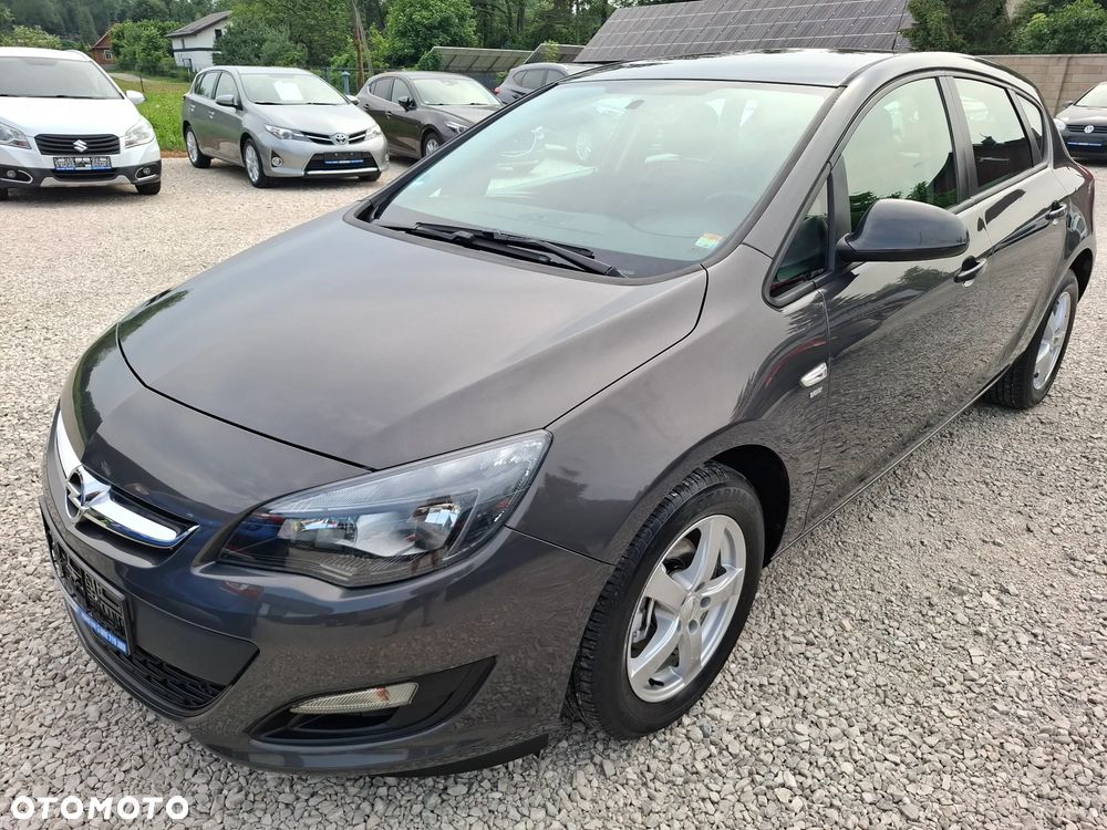 Opel Astra 1.6 Innovation 110 Jahre - 3