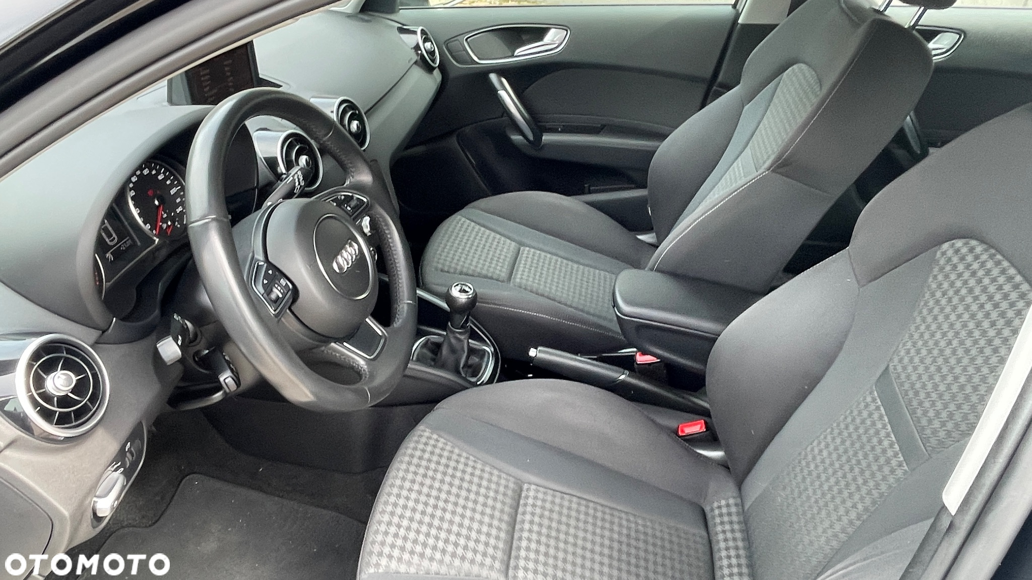 Audi A1 1.4 TFSI Edycja Specjalna - 6