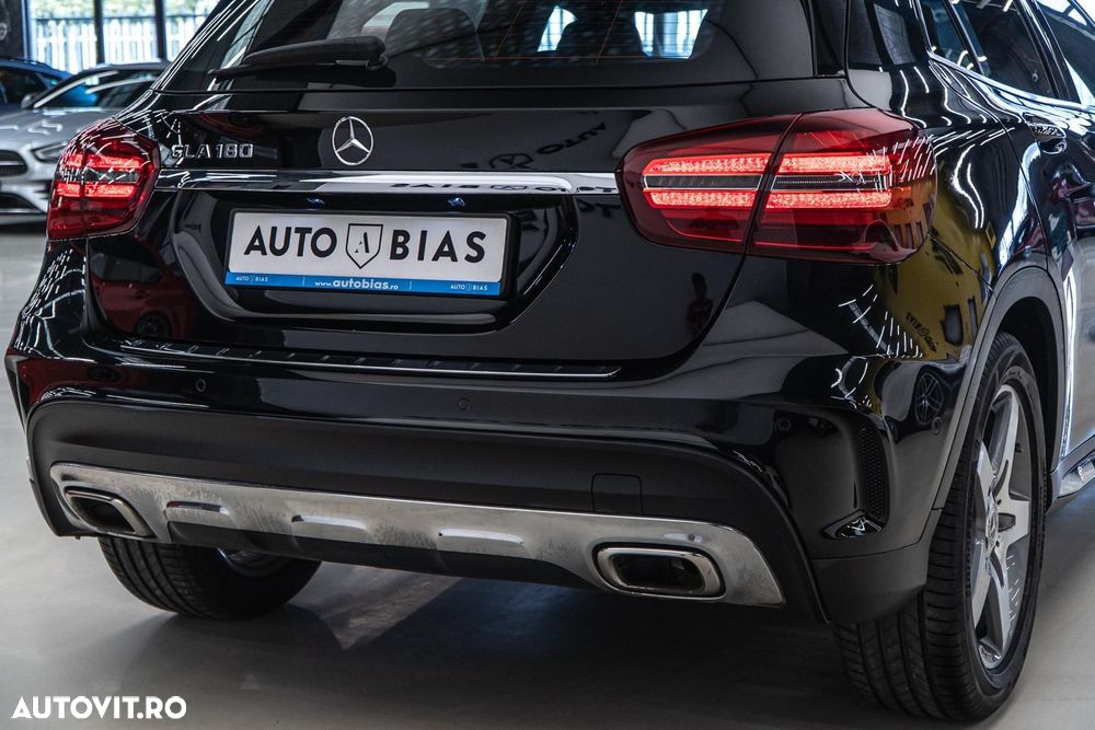 Mercedes-Benz GLA 180 7G-DCT AMG Line - 14